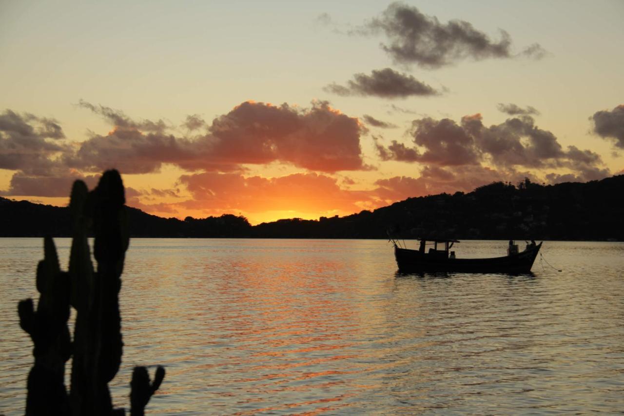Hostal Lagoa Nomade *